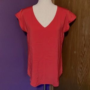 Express Satin V-Neck Short Cuff Sleeve Gramercy Tee